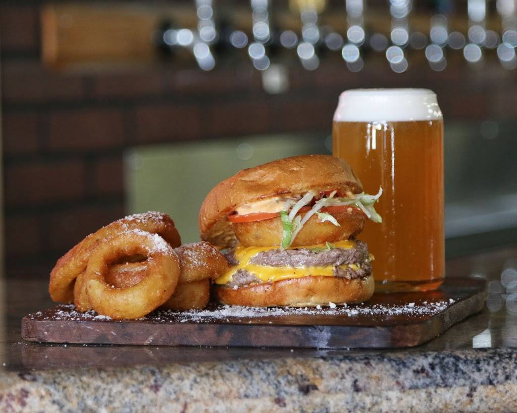 Deli Stop Sports Pub | meal takeaway | 13173 Black Mountain Rd, San Diego, CA 92129, USA | 8584849117 OR +1 858-484-9117