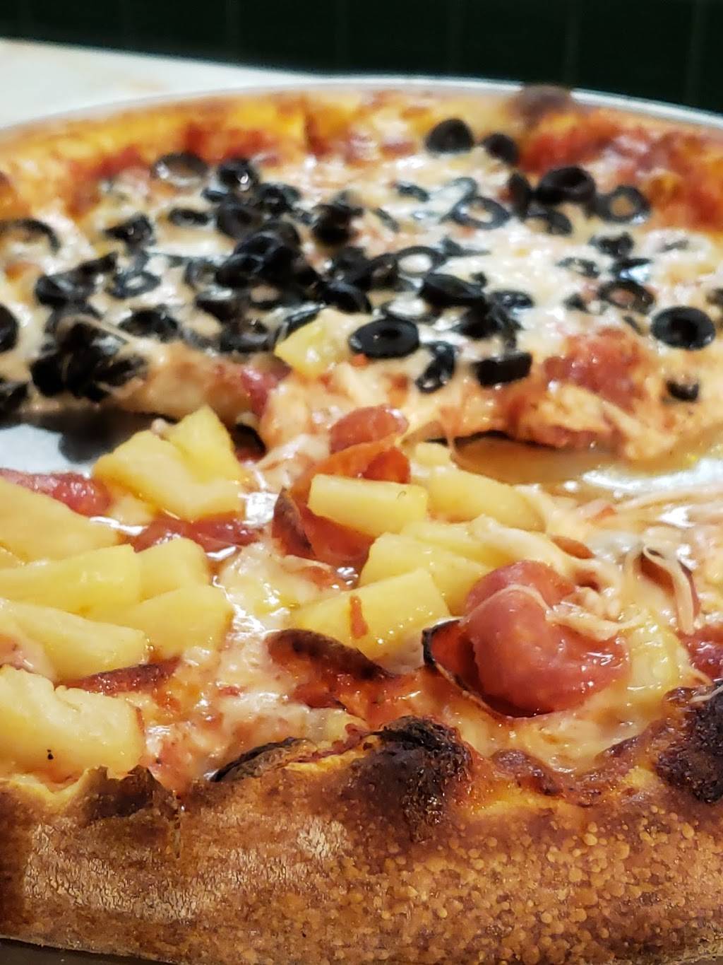 Villa Reale | Pizzeria & Restaurant | restaurant | 628 Smithfield St # 1, Pittsburgh, PA 15222, USA | 4123913963 OR +1 412-391-3963