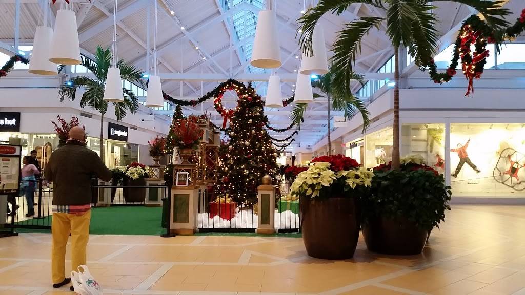 MarketFair | shopping mall | 3535 US-1, Princeton, NJ 08540, USA | 6094527777 OR +1 609-452-7777