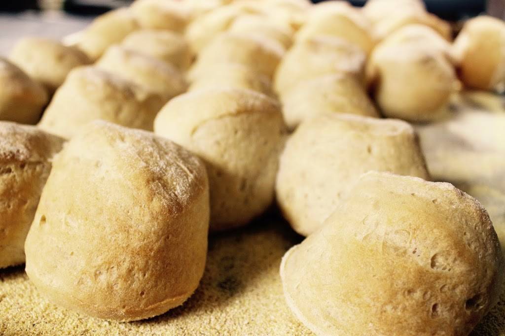 CrossPark Family Restaurant | restaurant | 1121 E Union St, Newark, NY 14513, USA | 3153319120 OR +1 315-331-9120