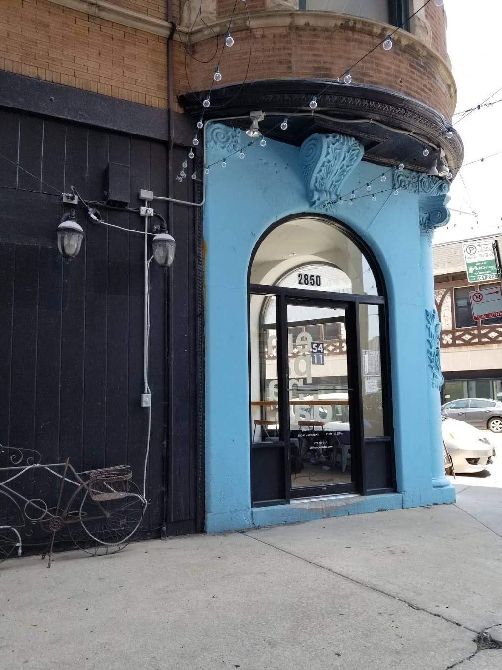 5411 Empanadas | Lakeview | cafe | 2850 N Clark St, Chicago, IL 60657, USA | 7737555411 OR +1 773-755-5411