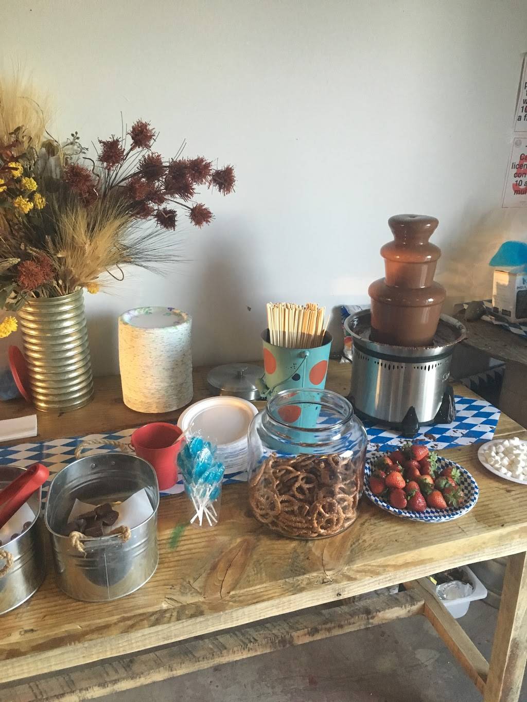 Baa Baa Brewhouse | restaurant | 539 FM 359 Rd S #7, Brookshire, TX 77423, USA | 7149163749 OR +1 714-916-3749