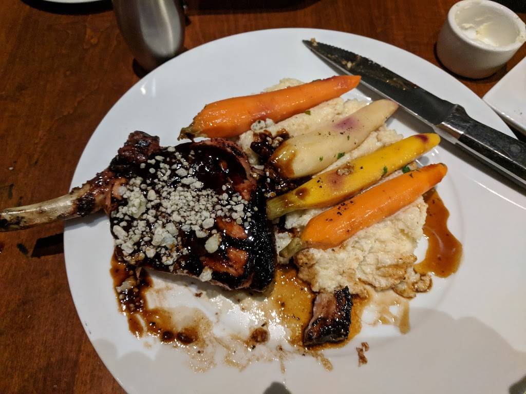 Waters Edge Grill | restaurant | 100 Heron Blvd, Cambridge, MD 21613, USA | 4109016400 OR +1 410-901-6400