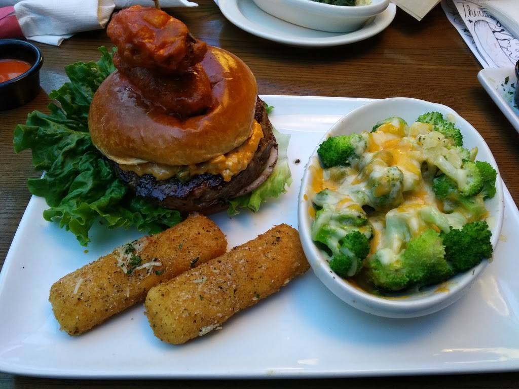 TGI Fridays | restaurant | 825 Dulaney Valley Rd #108, Towson, MD 21204, USA | 4108284556 OR +1 410-828-4556