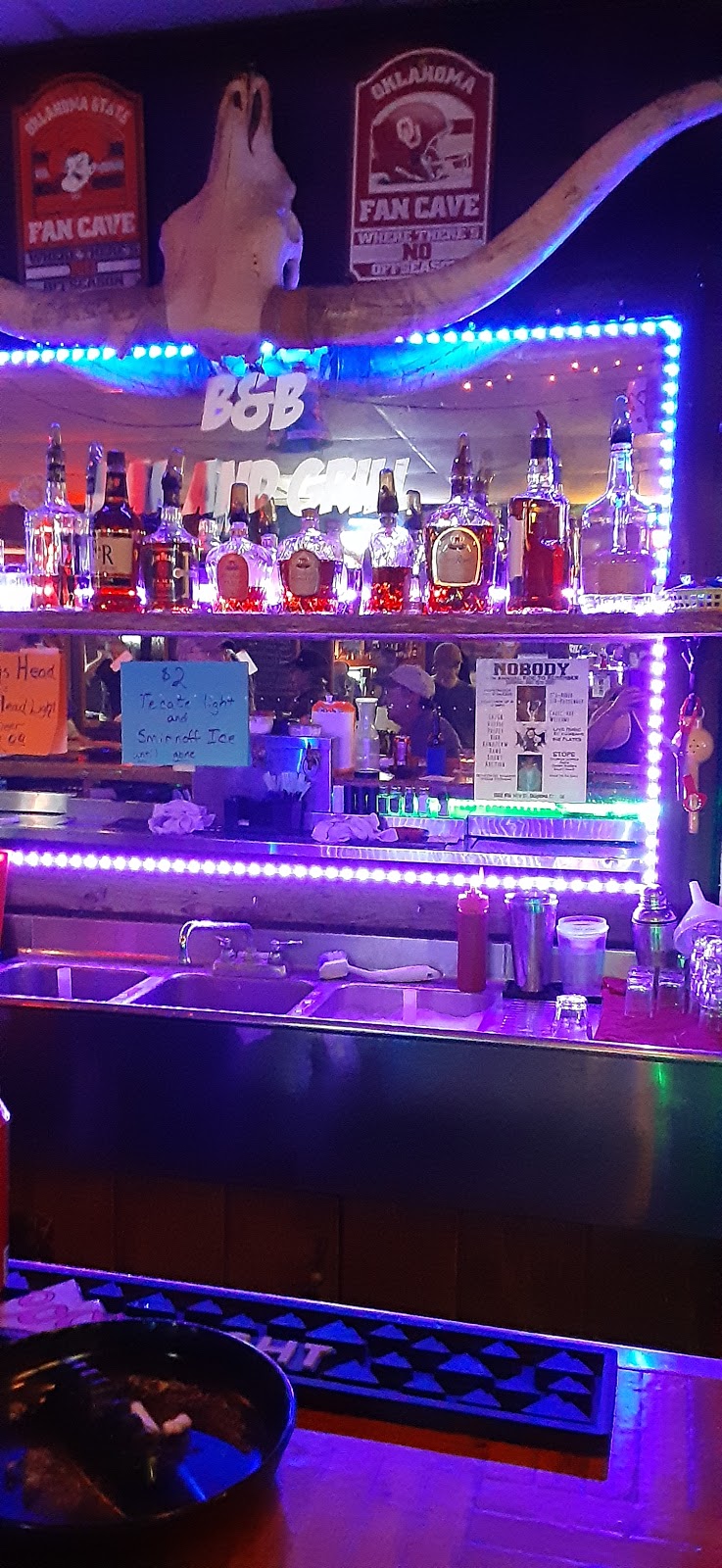 B&b Bar and grill | restaurant | 10925 SE 59th St, Oklahoma City, OK 73150, USA | 4056101960 OR +1 405-610-1960