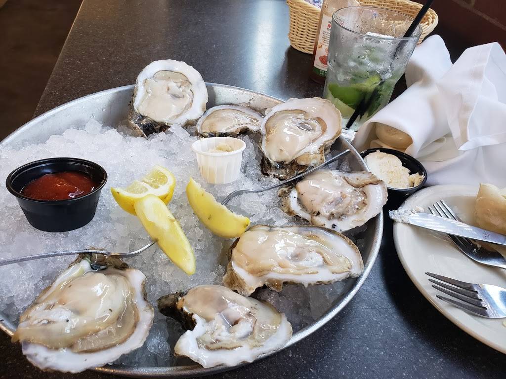 Water Street Oyster Bar | restaurant | 309 N Water St, Corpus Christi, TX 78401, USA | 3618819448 OR +1 361-881-9448