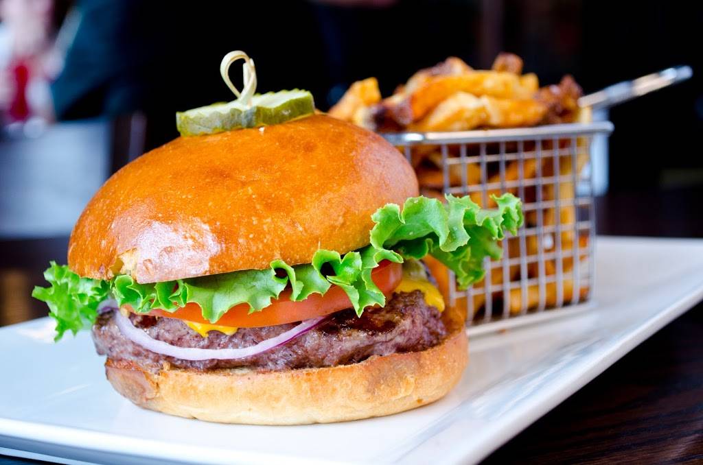 2nd Street Bistro | restaurant | 122 N 2nd St, Fort Pierce, FL 34950, USA | 7722939191 OR +1 772-293-9191