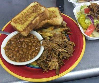 Q Slow-Smoked | restaurant | 106 S Main St, Boaz, AL 35957, USA | 2565570517 OR +1 256-557-0517