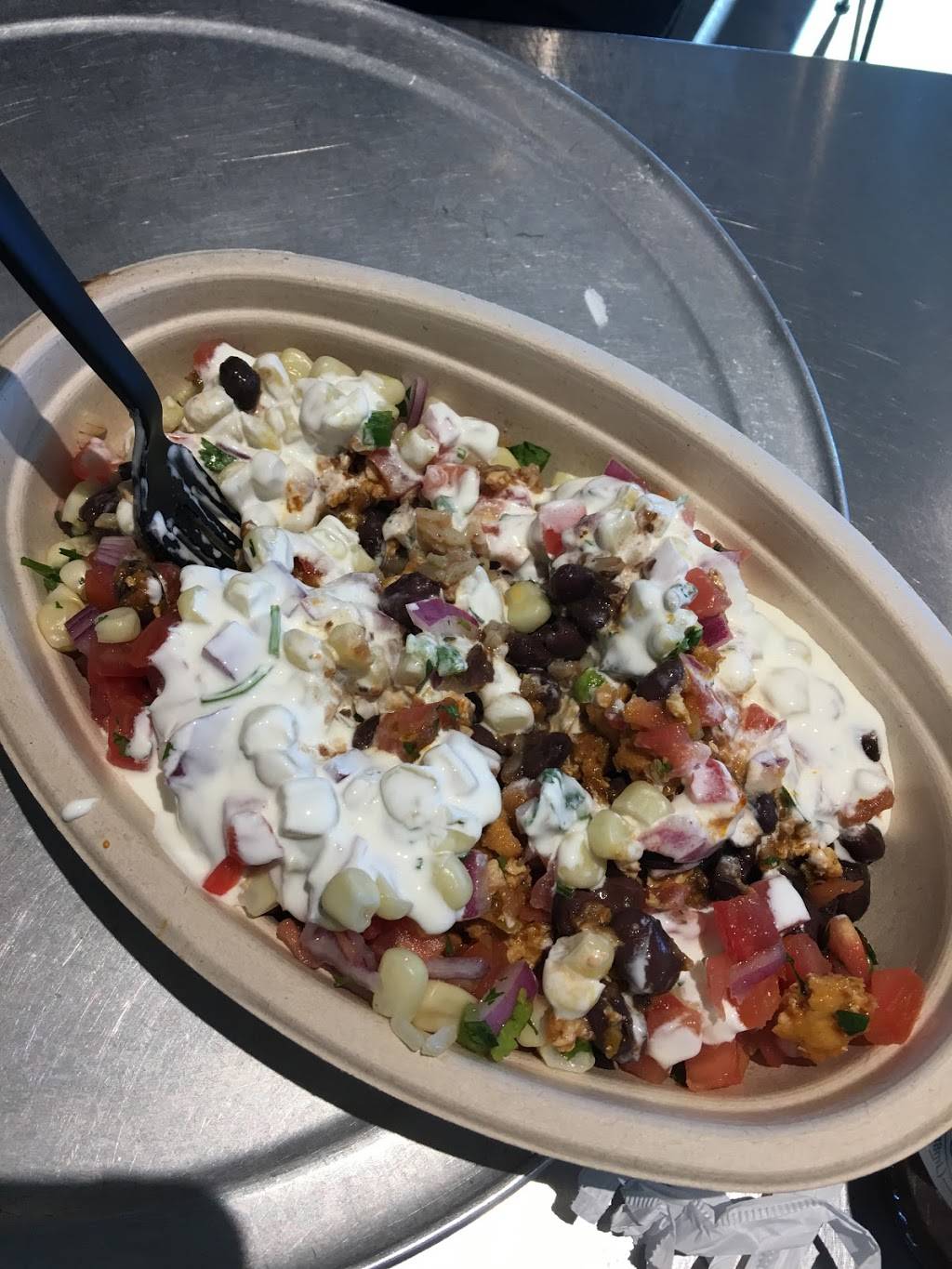 Chipotle Mexican Grill | restaurant | 435 Walt Whitman Rd, Huntington Station, NY 11747, USA | 6314230127 OR +1 631-423-0127