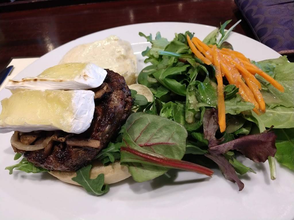 Iron Hill Brewery and Restaurant | restaurant | 13107 Town Center Blvd, Voorhees Township, NJ 08043, USA | 8565459009 OR +1 856-545-9009