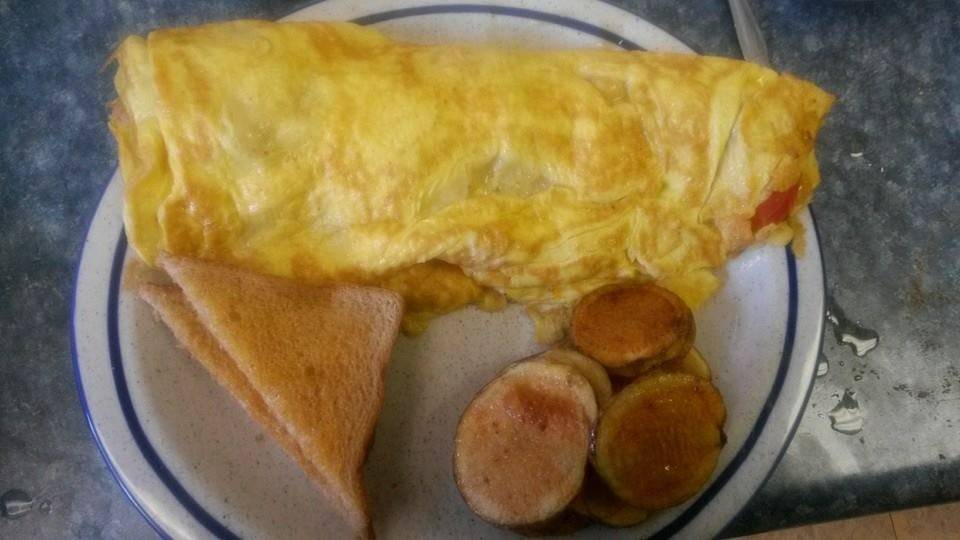 Hutch on Main | restaurant | 219 Main St, New Castle, VA 24127, USA | 5408648824 OR +1 540-864-8824