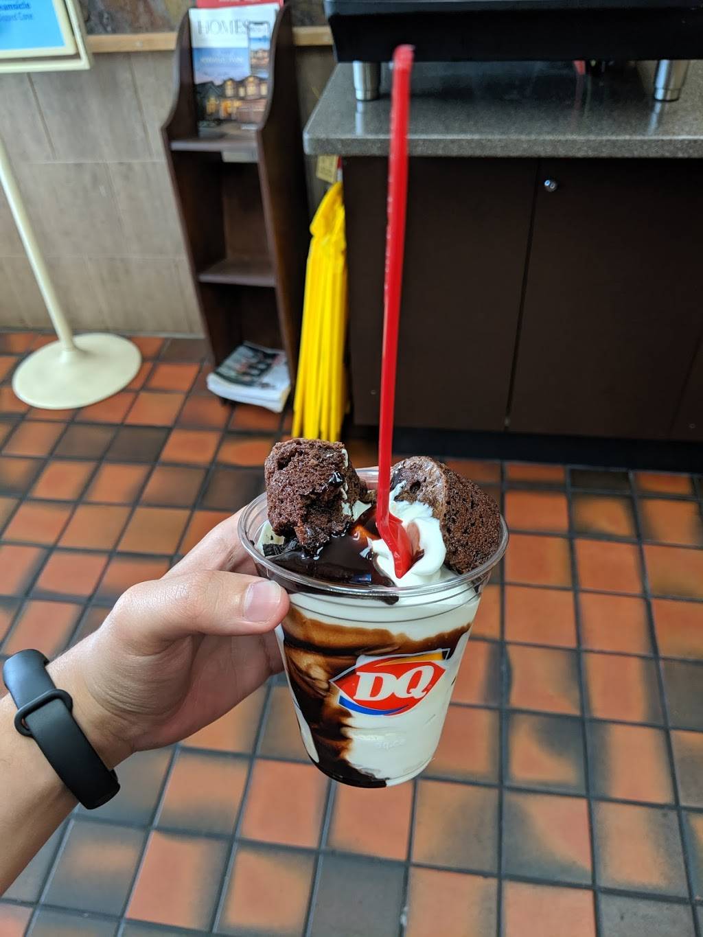 Dairy Queen Grill & Chill | restaurant | 50 Westmount Rd N, Waterloo, ON N2L 2R5, Canada | 5197472424 OR +1 519-747-2424