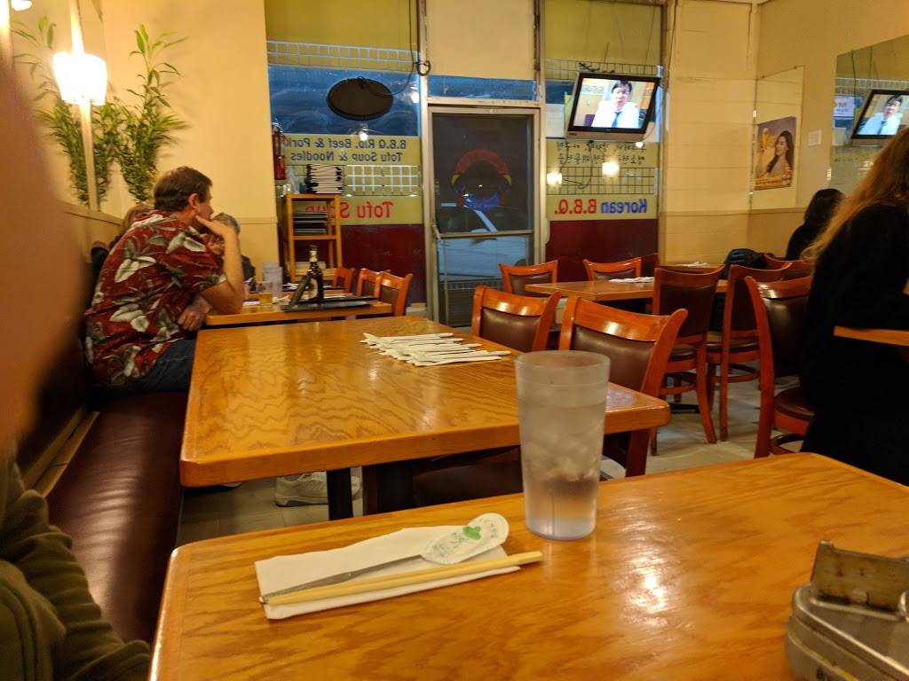 The Sisters House | restaurant | 21851 Mission Blvd, Hayward, CA 94541, USA | 5105380500 OR +1 510-538-0500