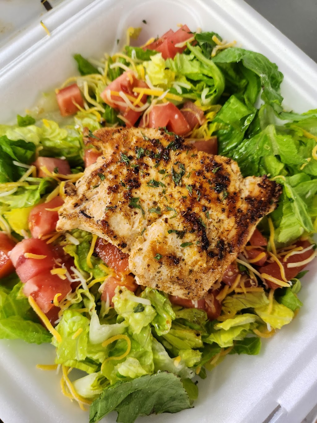 Snappers Fish & Chicken | restaurant | 4098 N Andrews Ave, Oakland Park, FL 33309, USA | 9545307740 OR +1 954-530-7740