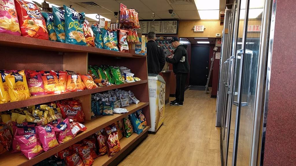 Hincks Delicatessen | meal takeaway | 666 Port Washington Blvd, Port Washington, NY 11050, USA | 5168833730 OR +1 516-883-3730