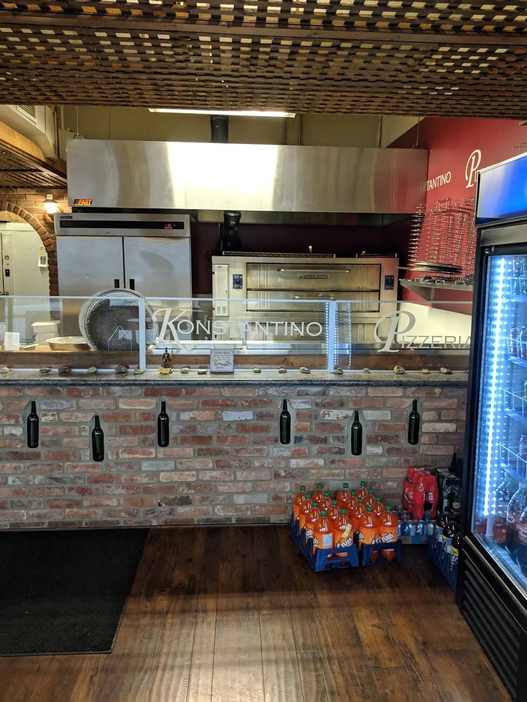 Konstantino Pizzeria | restaurant | 350 Lacroix St #3, Chatham, ON N7M 2W3, Canada | 5193581112 OR +1 519-358-1112