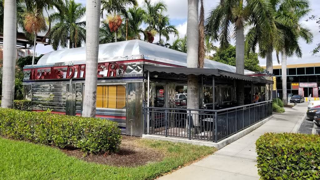 Moonlite Diner | restaurant | 6201 N Andrews Ave, Fort Lauderdale, FL 33309, USA | 9549381116 OR +1 954-938-1116