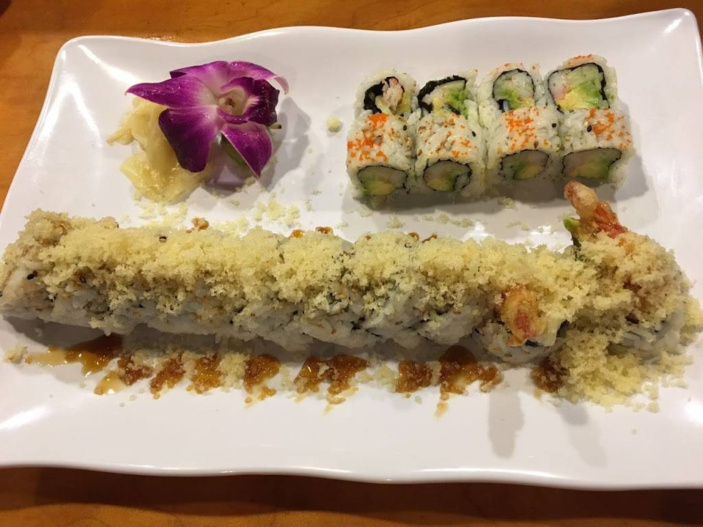 Fancy Sushi (Bluffton) | restaurant | 102 Buckwalter Pkwy, Bluffton, SC 29910, USA | 8437575003 OR +1 843-757-5003