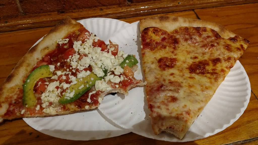 Pinocchio Pizzeria | restaurant | 122 Main St #3, Northampton, MA 01060, USA | 4135868275 OR +1 413-586-8275