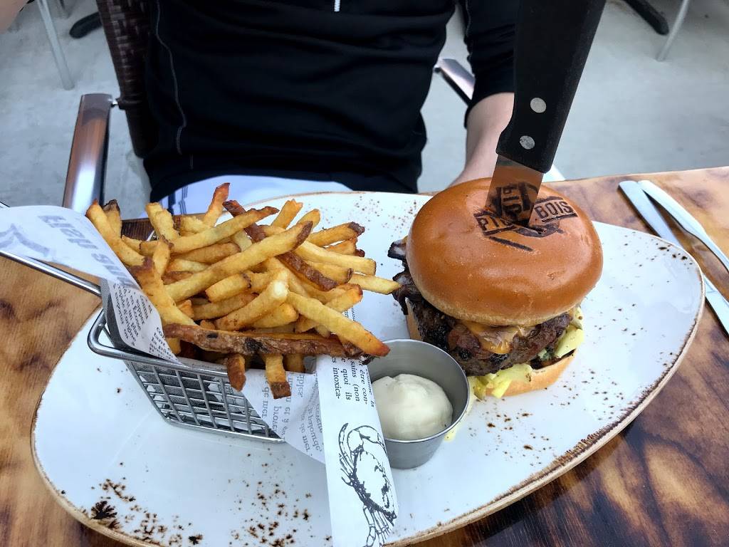 Pic Bois Bistro Taverne Mirabel | restaurant | 12300 Rue de Chaumont #200, Mirabel, QC J7J 0T8, Canada | 4509519630 OR +1 450-951-9630