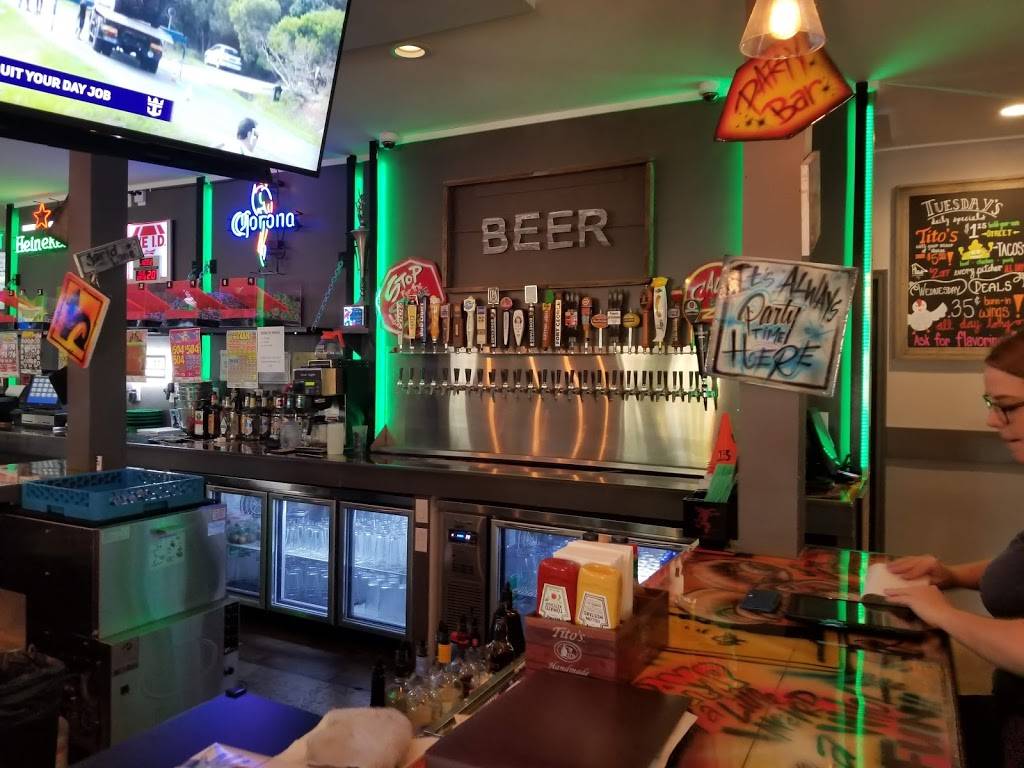 The Off Ramp | restaurant | 400 NE 112th Ave, Vancouver, WA 98684, USA | 3603263472 OR +1 360-326-3472