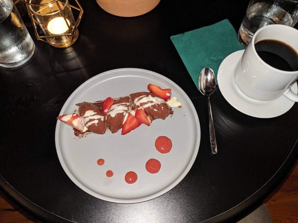 OAKED | restaurant | 1031 Lynch St, St. Louis, MO 63118, USA | 3143057517 OR +1 314-305-7517