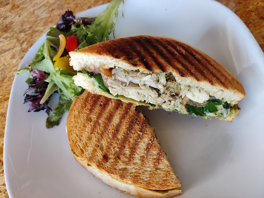 Cottonwood Station | cafe | 14 Cottonwood Dr, Blue Diamond, NV 89004, USA | 7028754332 OR +1 702-875-4332