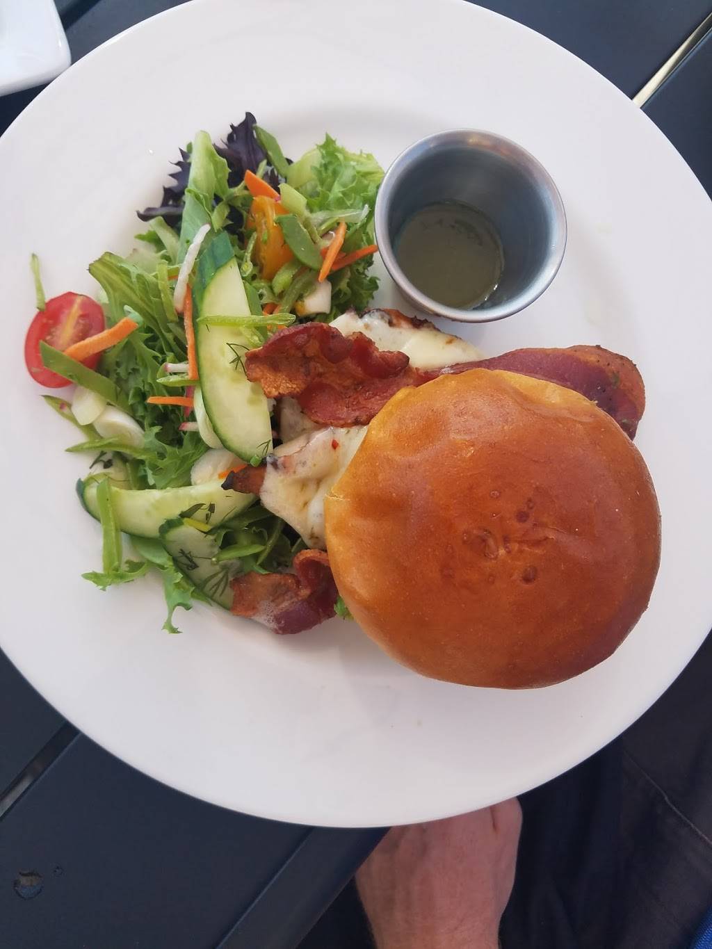 Glacier Ledge Restaurant and Bar | restaurant | 8103 WI-42, Egg Harbor, WI 54209, USA | 9208681333 OR +1 920-868-1333