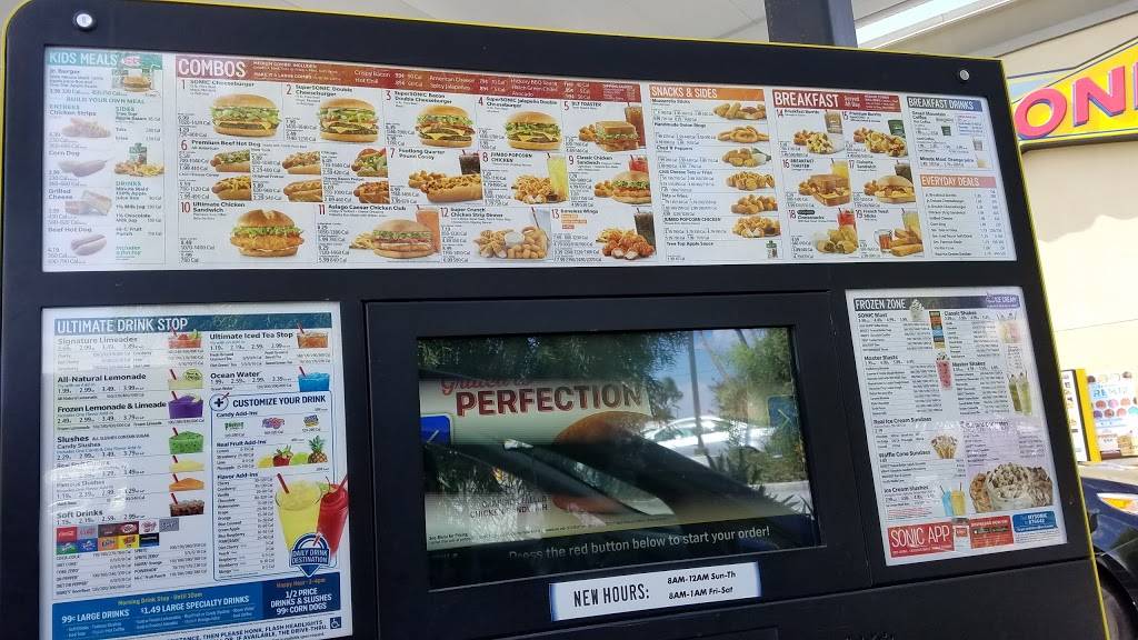 Sonic Drive-In | restaurant | 3007 Highland Ave, National City, CA 91950, USA | 6193360000 OR +1 619-336-0000