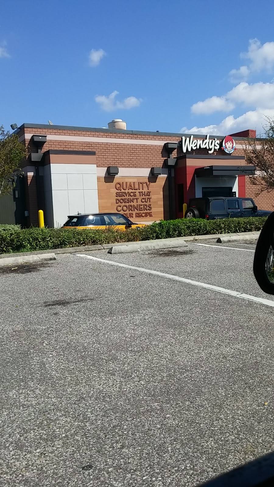 Wendys | restaurant | 1802 Main St, Dunedin, FL 34698, USA | 7277334673 OR +1 727-733-4673