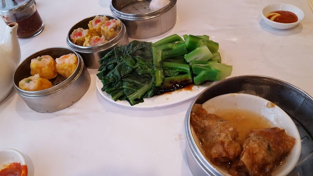 Seafood World | restaurant | 15351 Brookhurst St #101, Westminster, CA 92683, USA | 7147758828 OR +1 714-775-8828