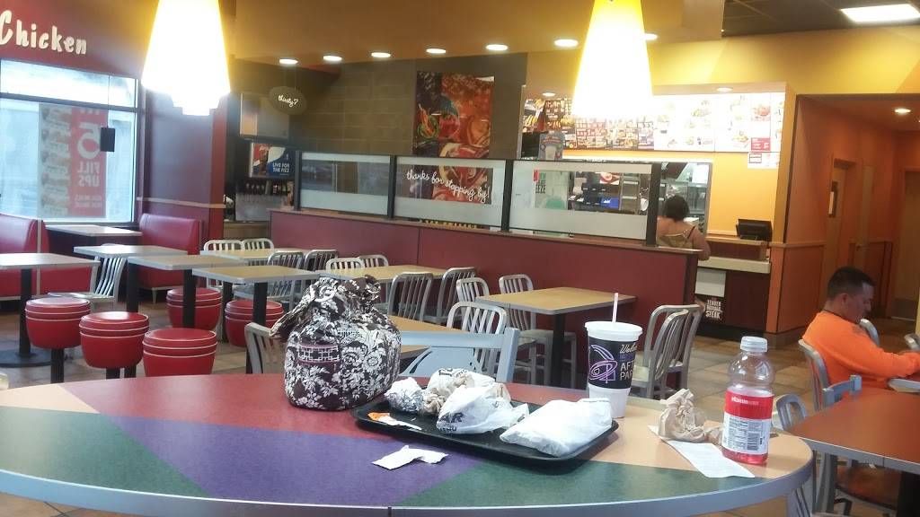 Taco Bell | meal takeaway | 4302 N Armenia Ave, Tampa, FL 33607, USA | 8138771908 OR +1 813-877-1908