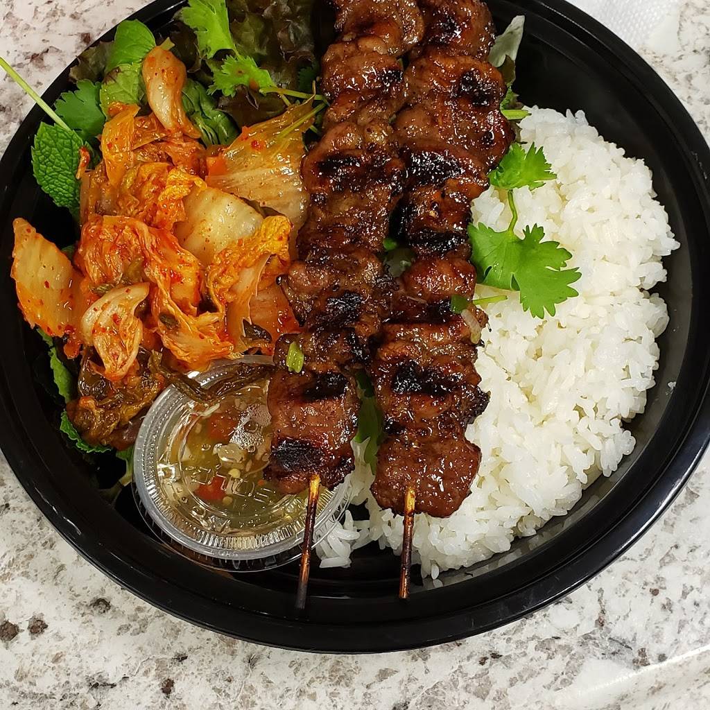 Fresh Taste @ The Warehouse Market | restaurant | Biro Business Center, 1241 W Airport Blvd, Sanford, FL 32773, USA | 3212996960 OR +1 321-299-6960