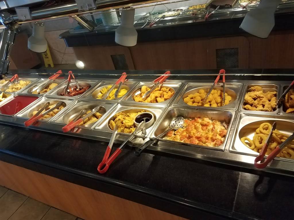 Peking Buffet | restaurant | 1015 W 7th St, Auburn, IN 46706, USA | 2609252746 OR +1 260-925-2746