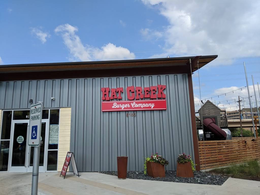 Hat Creek Burger Company | restaurant | 8185 Walnut Hill Ln Suite 1400, Dallas, TX 75231, USA | 4692063305 OR +1 469-206-3305