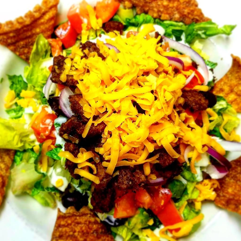 The Upper Crust | restaurant | 442 Central Ave, Cedarhurst, NY 11516, USA | 5163417211 OR +1 516-341-7211