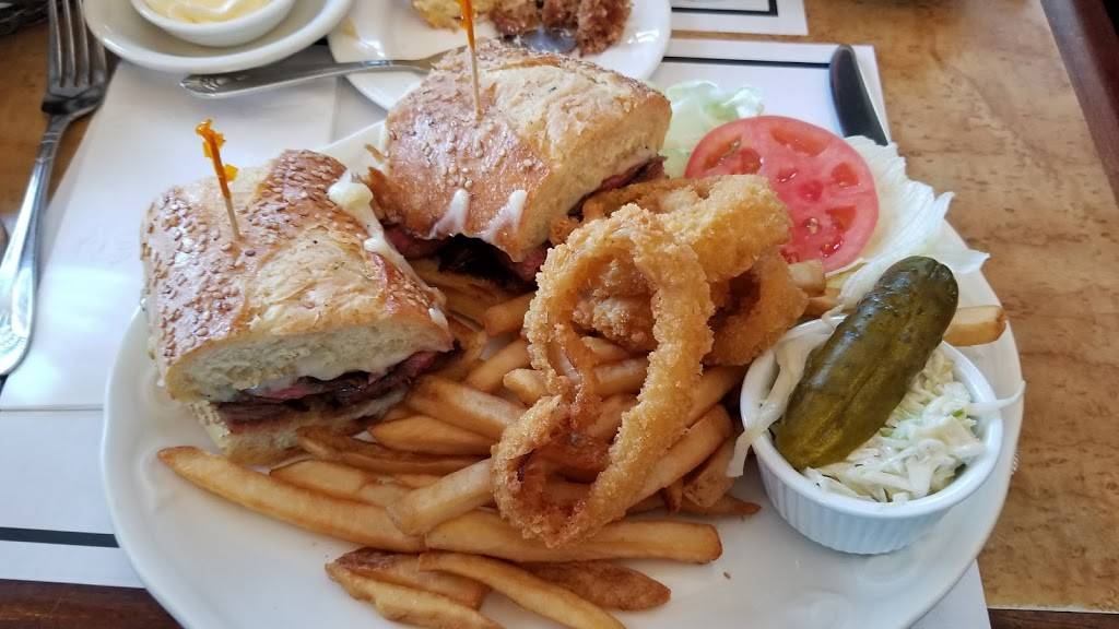 Belle Harbor | restaurant | 268 B 116th St, Rockaway Park, NY 11694, USA | 7183185100 OR +1 718-318-5100