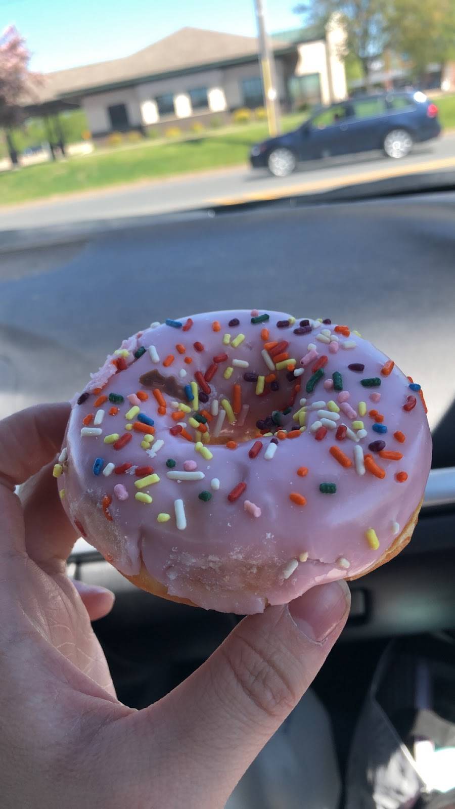 Dunkin Donuts | restaurant | 2320 WI-25, Menomonie, WI 54751, USA | 7153092890 OR +1 715-309-2890