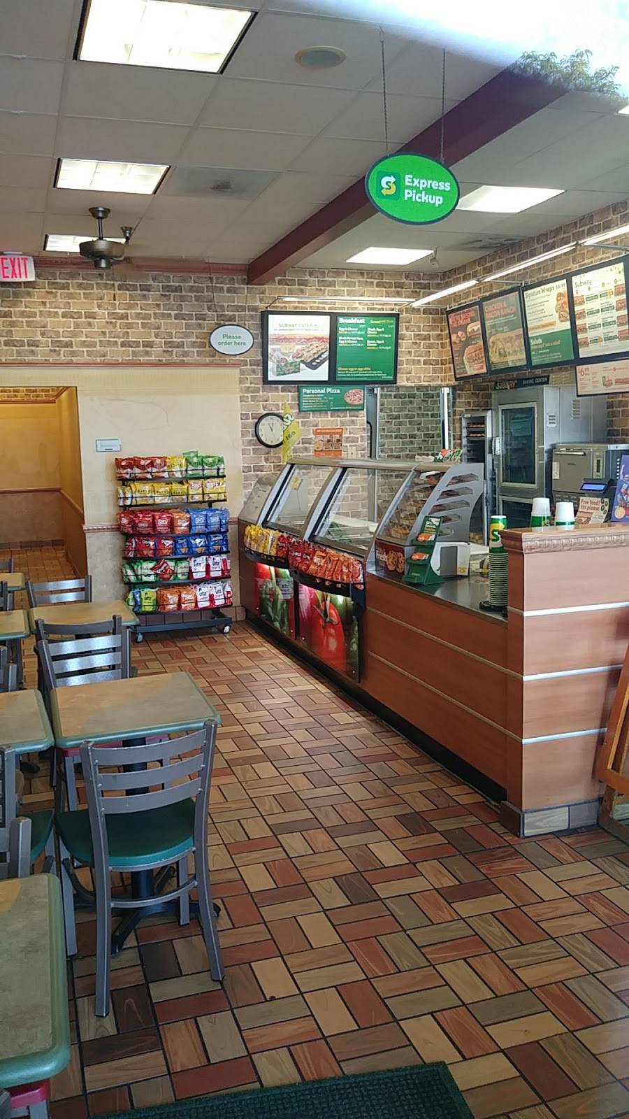 Subway Restaurants | restaurant | 12335 Georgia Ave, Silver Spring, MD 20906, USA | 3019337766 OR +1 301-933-7766