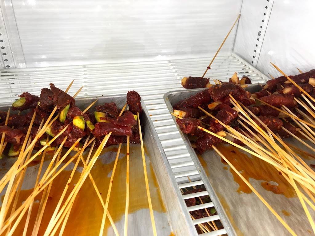 Ye Skewers Hot Pot 三大爷串串香 | restaurant | 3260 Midland Ave F111, Scarborough, ON M1V 0C7, Canada | 6473401818 OR +1 647-340-1818