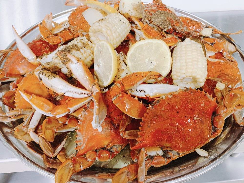 Crazy Crab | restaurant | 530 Jermor Ln, Westminster, MD 21157, USA | 4104217468 OR +1 410-421-7468