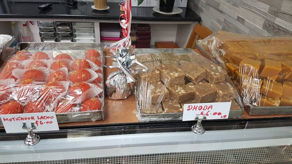 Mehak Sweets & Restaurant | restaurant | 10725 McLaughlin Rd, Brampton, ON L7A 3E5, Canada | 9054504646 OR +1 905-450-4646