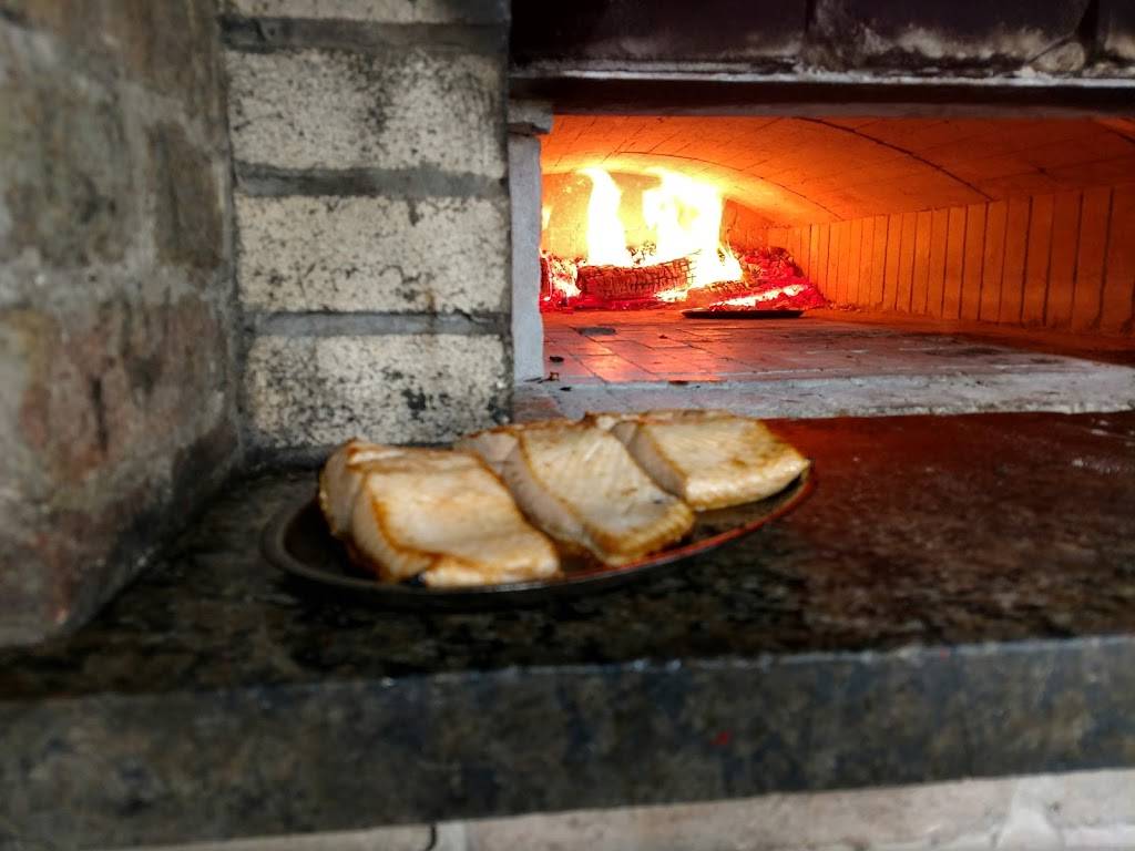 Hotel Washington Restaurant and Studio | restaurant | 354 Range Line Rd, Washington, WI 54246, USA | 9208473010 OR +1 920-847-3010