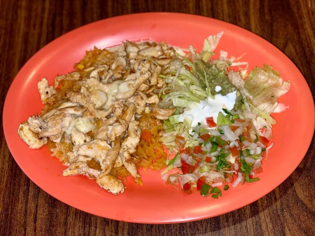 Taqueria Los Compas | restaurant | 125 E Central Ave, Carthage, MO 64836, USA | 4173135040 OR +1 417-313-5040