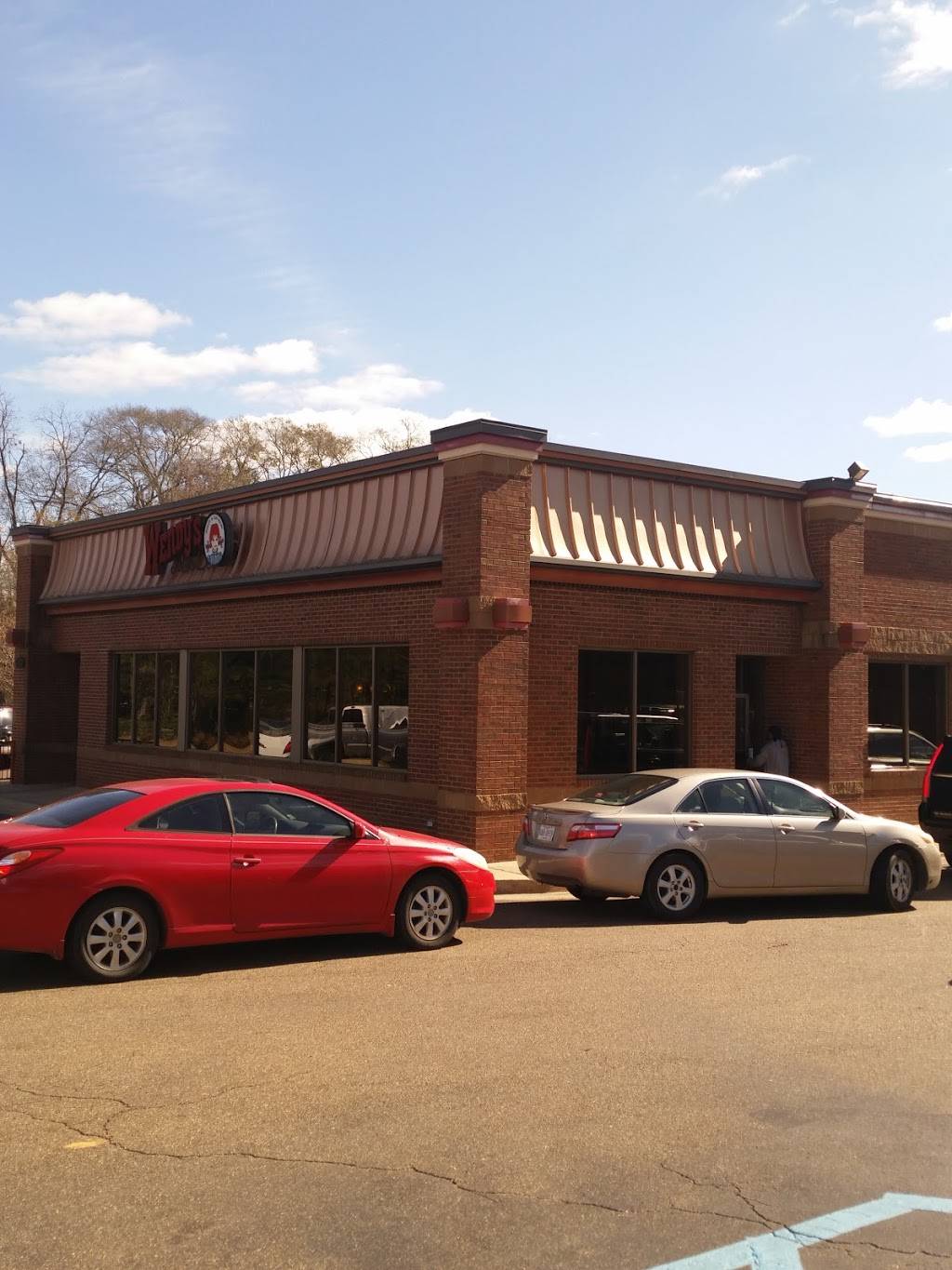 Wendys | restaurant | 607 W Government St, Brandon, MS 39042, USA | 6018252322 OR +1 601-825-2322