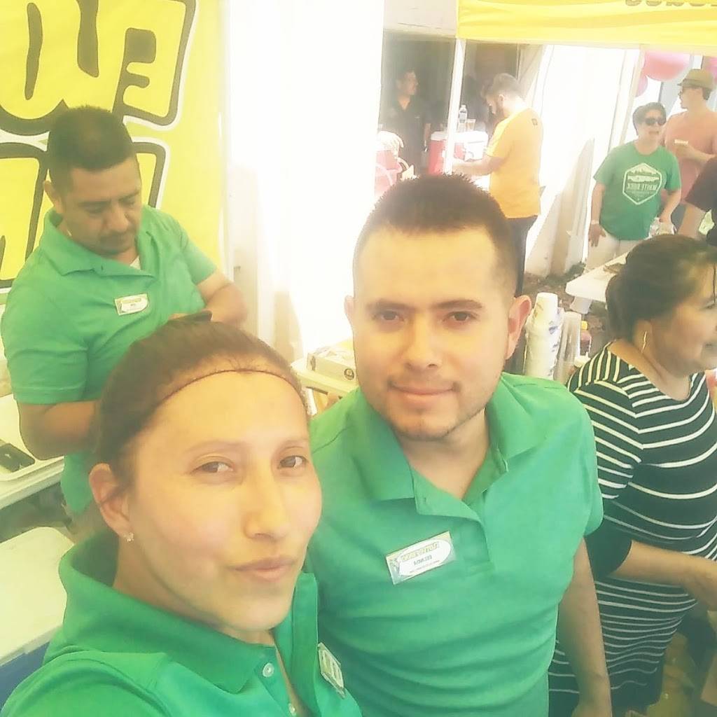 Elotes Fanny | restaurant | 6307 Cameron Rd, Austin, TX 78723, USA | 4694320469 OR +1 469-432-0469