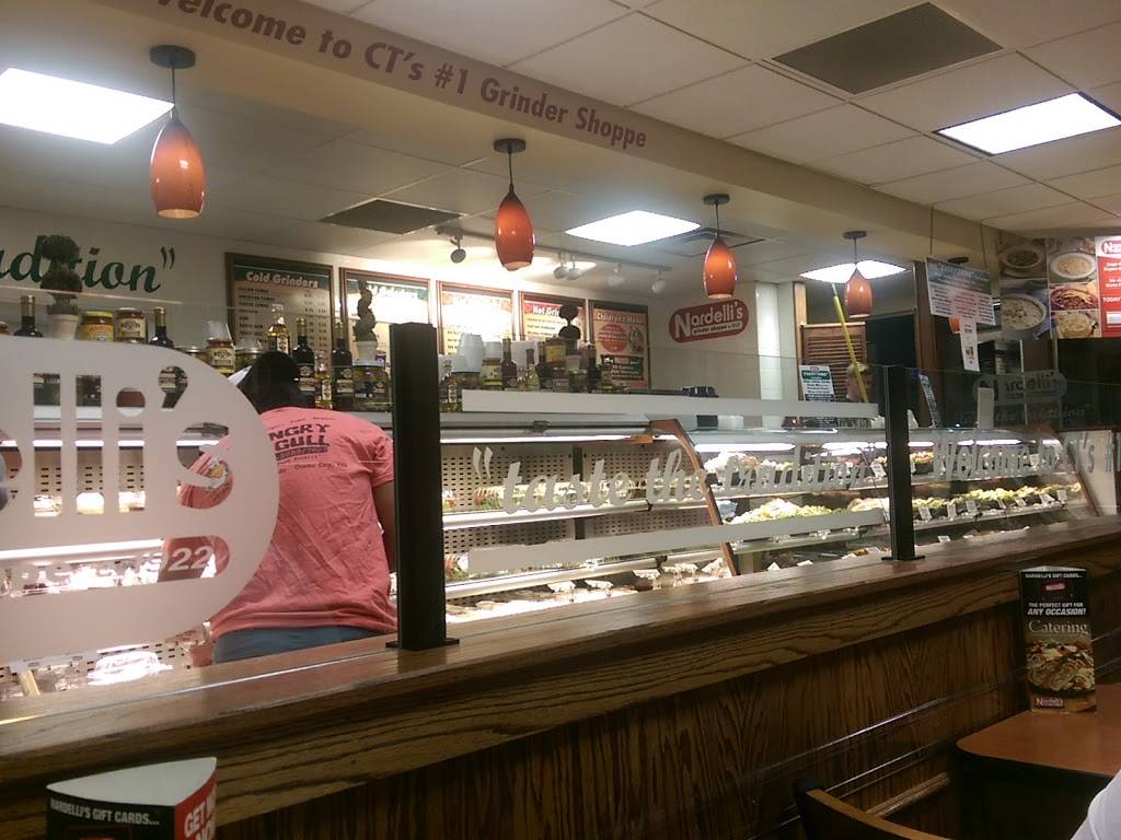 Nardellis Grinder Shoppe | meal takeaway | 896 E Main St, Meriden, CT 06450, USA | 2032351110 OR +1 203-235-1110