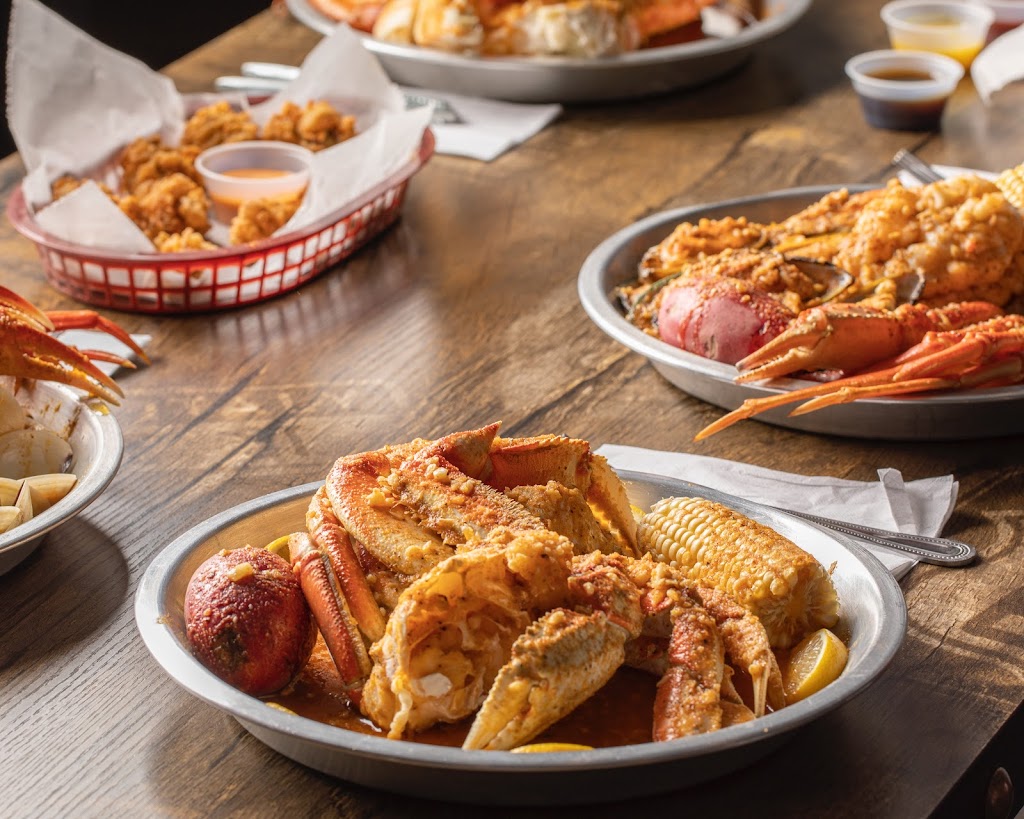 Two Claws | restaurant | 3226 Kirkwood Hwy, Wilmington, DE 19808, USA | 3023848323 OR +1 302-384-8323