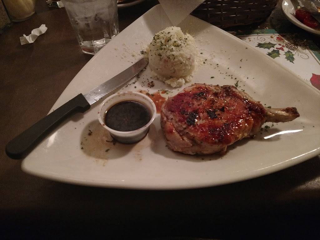 Bernardis Restaurant | restaurant | 2137 Washington Rd, Washington, IL 61571, USA | 3097455505 OR +1 309-745-5505