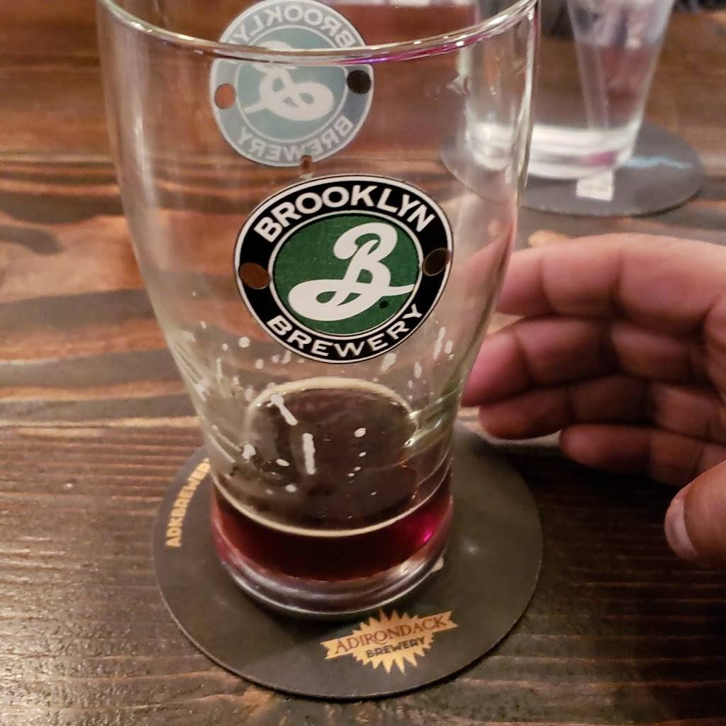 Hops Craft Beer Burger | restaurant | 400 NY-17M, Monroe, NY 10950, USA | 8457833337 OR +1 845-783-3337